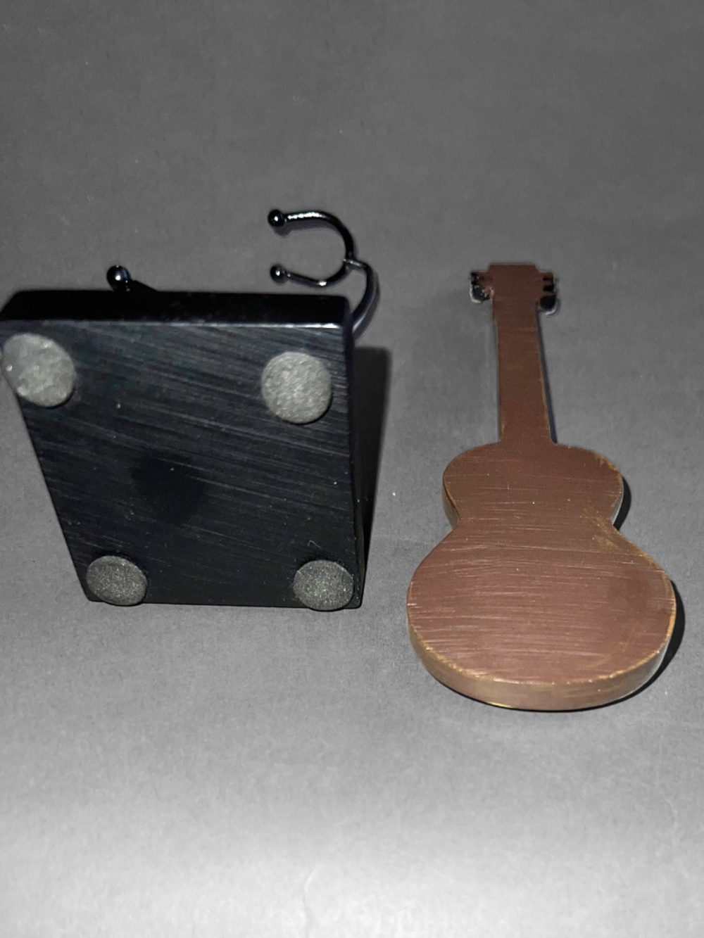 Mini Acoustic Guitar on Stand - Picture 8 of 8